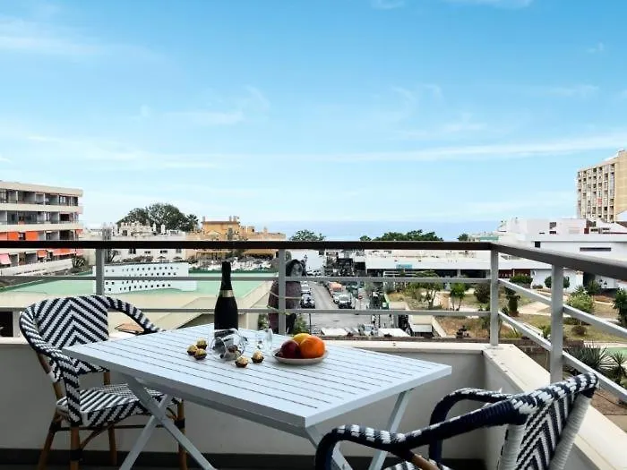 Rivendale 2 Bedroom 2 Bathroom With Balcony And Sea Views In The Nogalera Complex By Namaste Elite Торремолинос 0*,